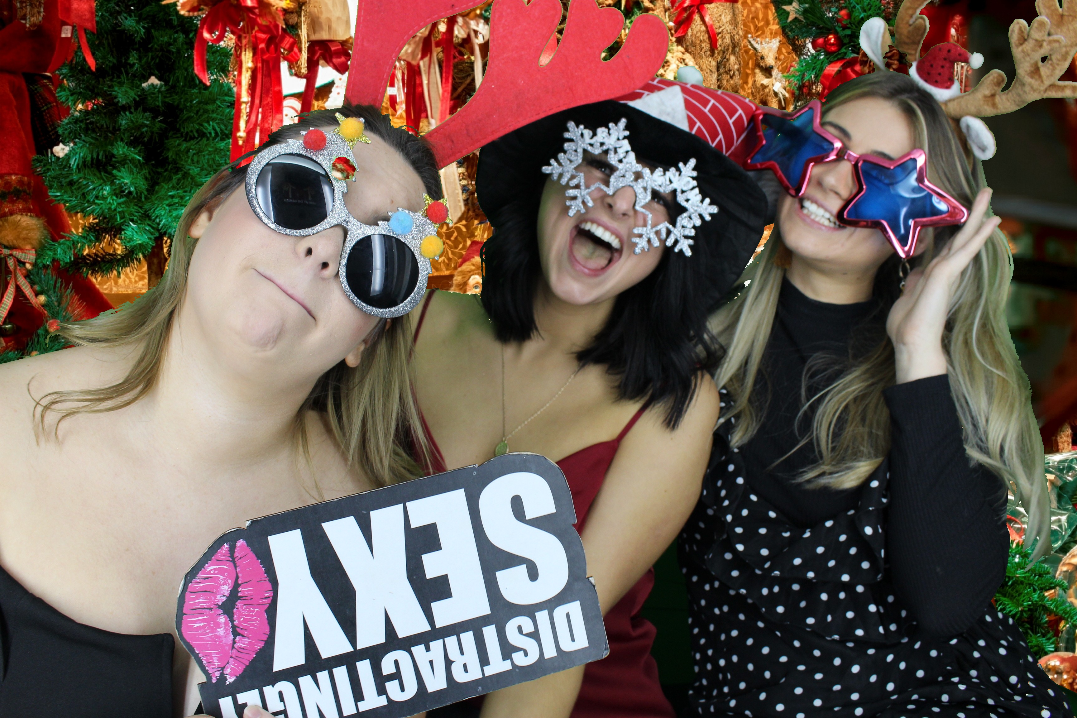 Aster Christmas Party  | View more photos from the event at gallery.myphotoboothexperience.co.uk/u/MyPhotoBoothExperienceLtd/Aster-Christmas-Party
